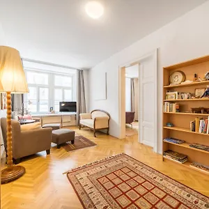 At The Three Princes Appartement
